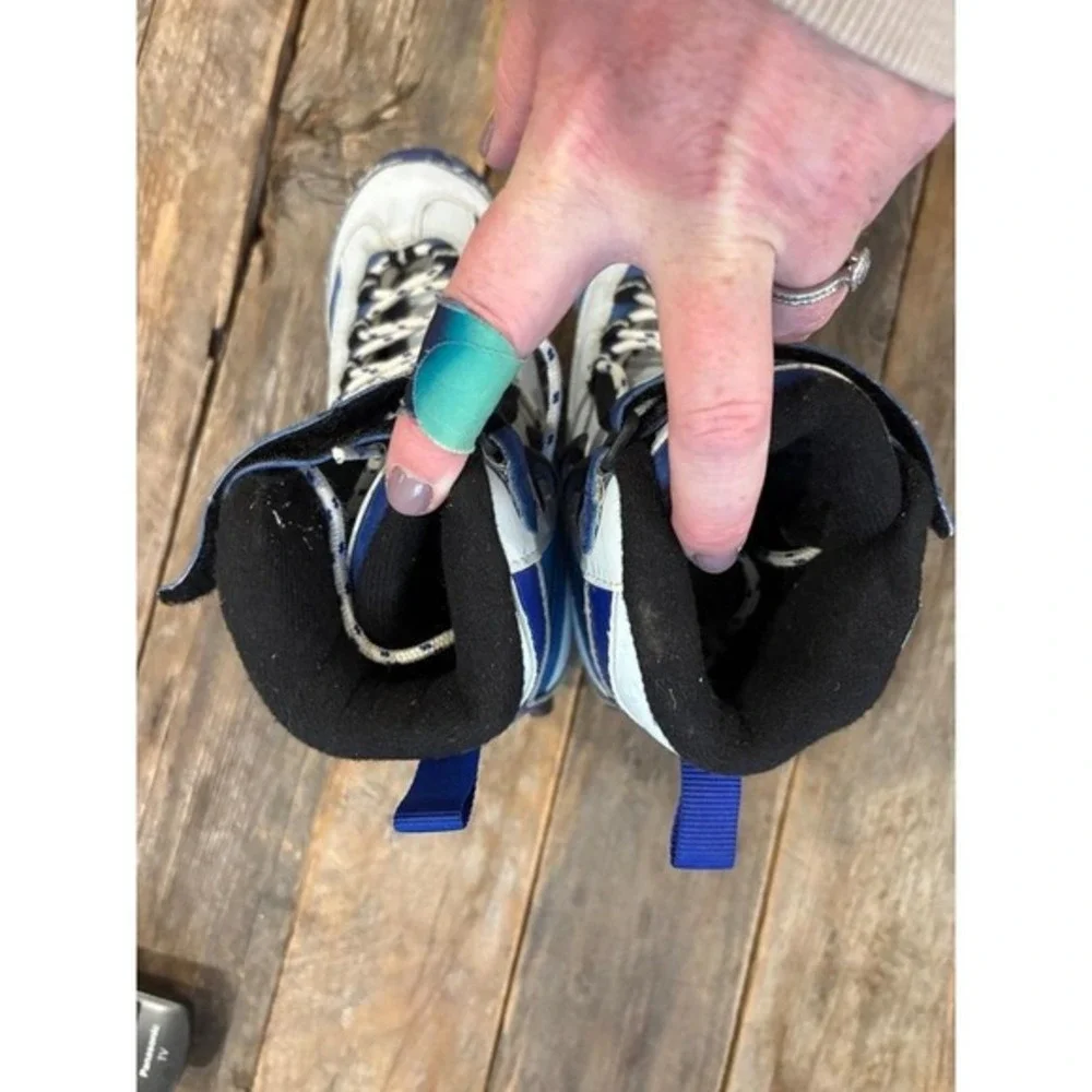 CCM‎ flurry kids youth skates